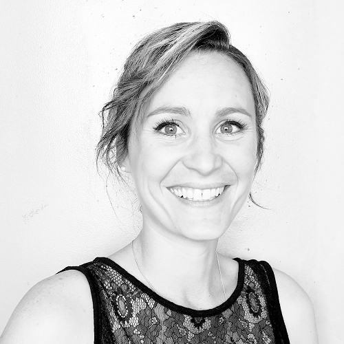 LAURIE ADELLI